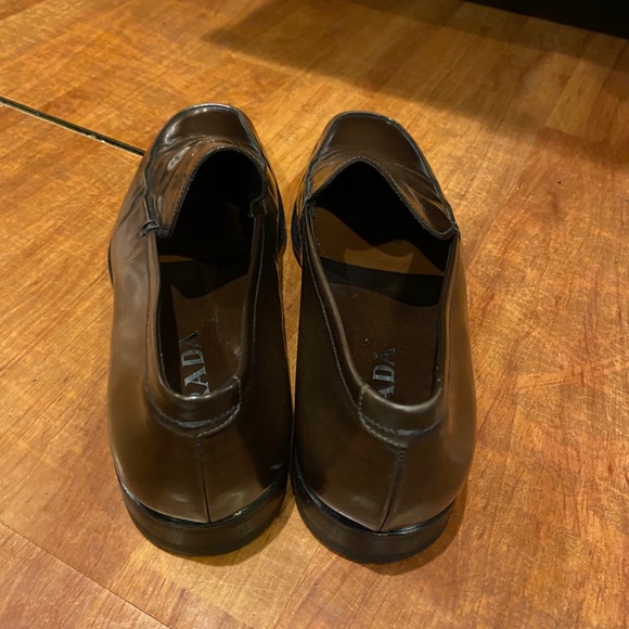 Prada womens  Loafers Slip On Brown Leather Sz 6 - Picture 5 of 6